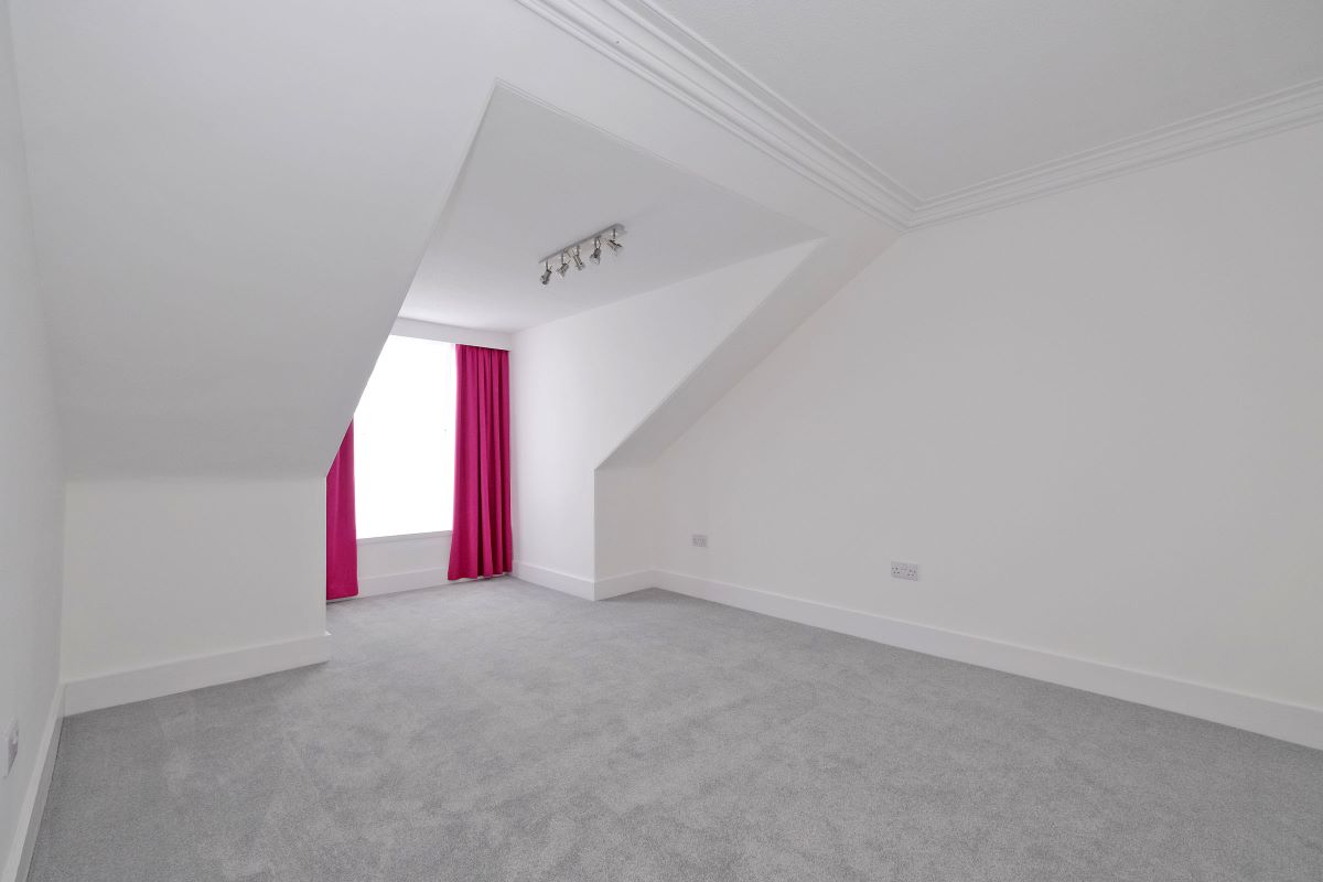 Beaconsfield Place, Aberdeen, Aberdeenshire, AB15 4AB - Online Auctions