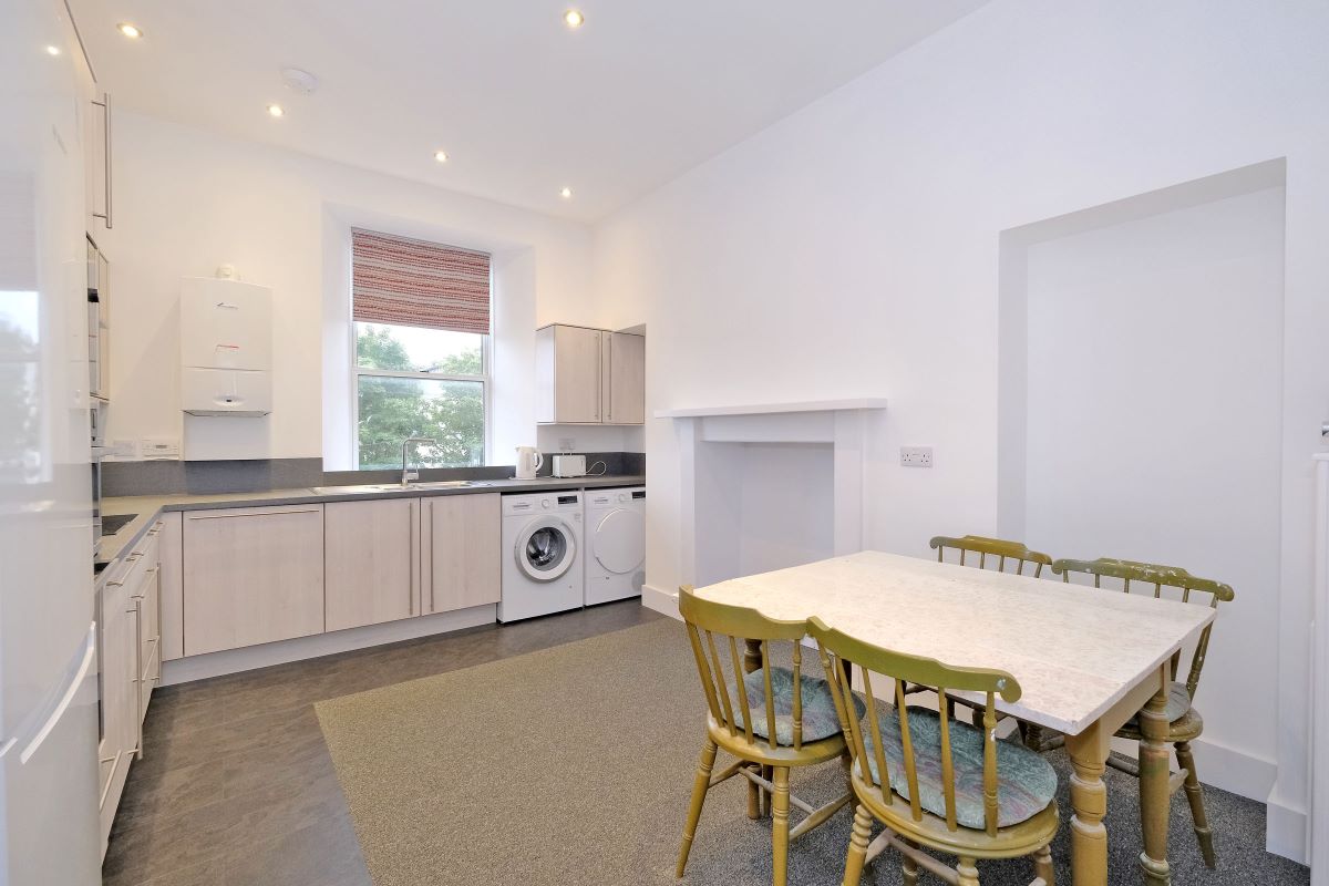 Beaconsfield Place, Aberdeen, Aberdeenshire, AB15 4AB - Online Auctions
