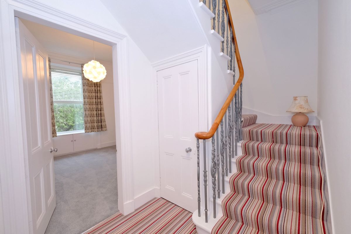 Beaconsfield Place, Aberdeen, Aberdeenshire, AB15 4AB - Online Auctions