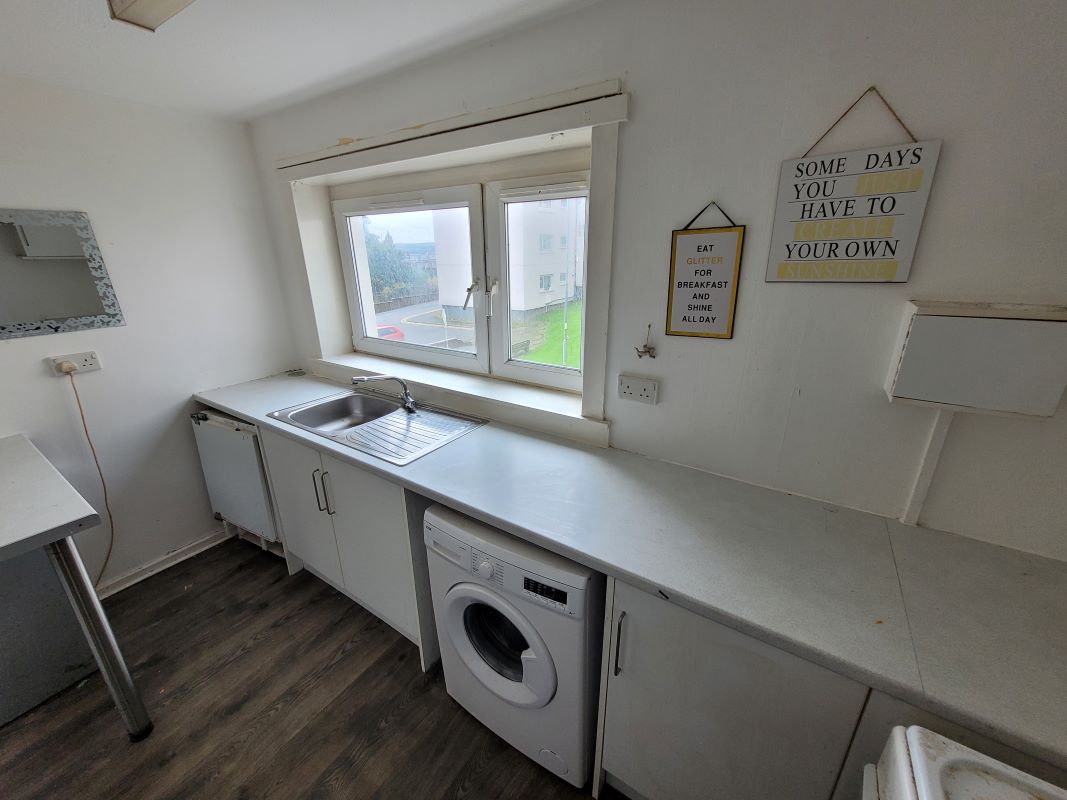 Shaw Place, Greenock, Renfrewshire, PA15 4LS - Online Auctions