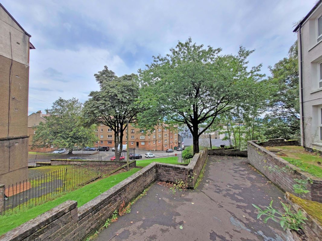 Shaw Place, Greenock, Renfrewshire, PA15 4LS - Online Auctions