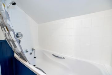 Property for Auction in Scotland - Flat 8, 209 Rosemount Place, 209 Rosemount Place, Aberdeen, Aberdeenshire AB25 2XS