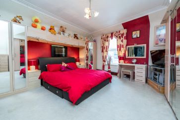 Property for Auction in Scotland - The Royal Hotel, 63 Broad Street, Fraserburgh, Aberdeenshire AB43 9AU