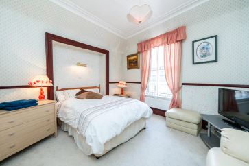 Property for Auction in Scotland - The Royal Hotel, 63 Broad Street, Fraserburgh, Aberdeenshire AB43 9AU