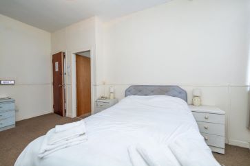 Property for Auction in Scotland - The Royal Hotel, 63 Broad Street, Fraserburgh, Aberdeenshire AB43 9AU