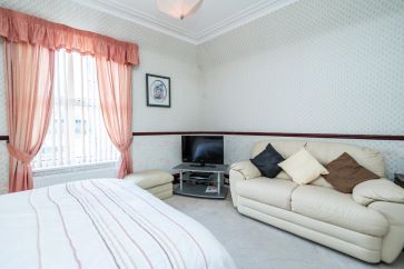 Property for Auction in Scotland - The Royal Hotel, 63 Broad Street, Fraserburgh, Aberdeenshire AB43 9AU