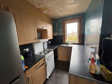 Property for Auction in Scotland - 12 Hyvot Bank Avenue, Edinburgh EH17 8NJ