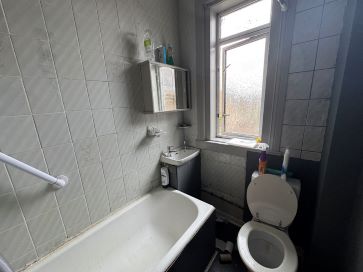 Property for Auction in Scotland - 12 Hyvot Bank Avenue, Edinburgh EH17 8NJ