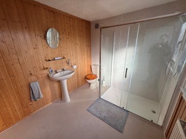 Property for Auction in Scotland - 5 Bruce Crescent, Plean, Stirling, Stirlingshire FK7 8DJ