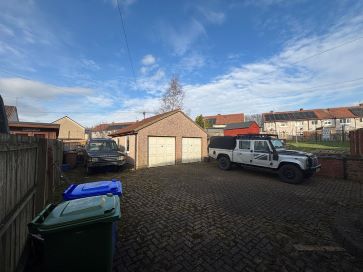 Property for Auction in Scotland - 5 Bruce Crescent, Plean, Stirling, Stirlingshire FK7 8DJ