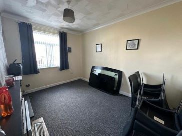 Property for Auction in Scotland - 3 North Avenue, South Elmsall, Pontefract, West Yorkshire WF9 2HD