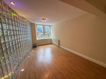 Property for Auction in Scotland - 16 Bon Accord Square, Aberdeen, Aberdeenshire AB11 6DJ