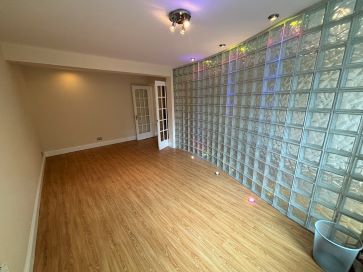 Property for Auction in Scotland - 16 Bon Accord Square, Aberdeen, Aberdeenshire AB11 6DJ