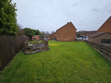 Property for Auction in Scotland - 15 Myers Court, Dunfermline, Fife KY12 0XF