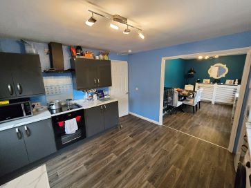 Property for Auction in Scotland - 15 Myers Court, Dunfermline, Fife KY12 0XF
