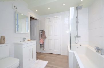 Property for Auction in Scotland - 95 Beaconsfield Place, Aberdeen, Aberdeenshire AB15 4AD