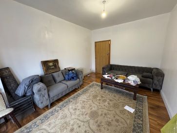 Property for Auction in Scotland - Flat 3/2, 75 Skirving Street, 75 Skirving Street, Glasgow G41 3AH