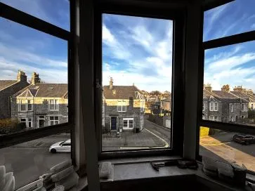 Property for Auction in Scotland - Flat 6, 71 Whitehall Road, Aberdeen, Aberdeenshire AB25 2PQ