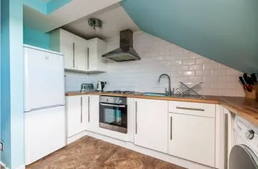 Property for Auction in Scotland - Flat 8, 209 Rosemount Place, 209 Rosemount Place, Aberdeen, Aberdeenshire AB25 2XS