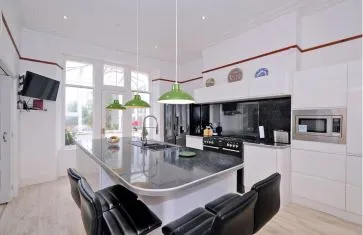 Property for Auction in Scotland - 95 Beaconsfield Place, Aberdeen, Aberdeenshire AB15 4AD