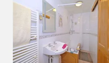 Property for Auction in Scotland - 95 Beaconsfield Place, Aberdeen, Aberdeenshire AB15 4AD