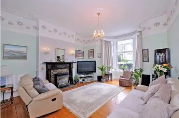 Property for Auction in Scotland - 95 Beaconsfield Place, Aberdeen, Aberdeenshire AB15 4AD