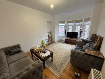 Property for Auction in Scotland - Flat 3/2, 75 Skirving Street, 75 Skirving Street, Glasgow G41 3AH