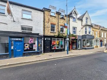 Property for Auction in Scotland - Flat 1, 39a Old London Road, Kingston upon Thames, Surrey KT2 6ND