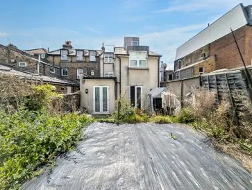Property for Auction in Scotland - Flat 1, 39a Old London Road, Kingston upon Thames, Surrey KT2 6ND