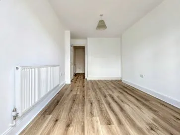 Property for Auction in Scotland - Flat 1, 39a Old London Road, Kingston upon Thames, Surrey KT2 6ND