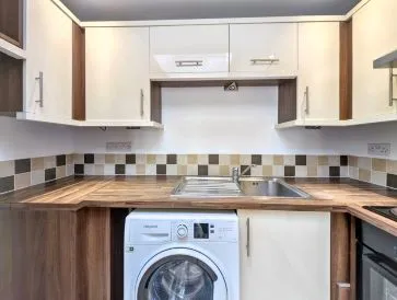 Property for Auction in Scotland - Flat 1, 39a Old London Road, Kingston upon Thames, Surrey KT2 6ND