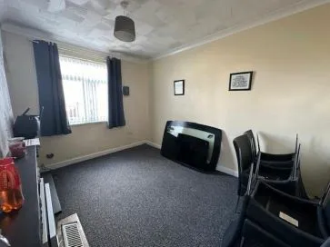 Property for Auction in Scotland - 3 North Avenue, South Elmsall, Pontefract, West Yorkshire WF9 2HD
