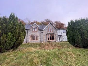 Property for Auction in Scotland - Loch Linnhe House, Achintore Road, Fort William PH33 6RW