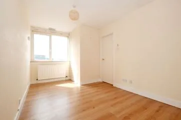 Property for Auction in Scotland - 129 Wellington Road, Aberdeen, Aberdeenshire AB12 3BB