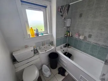 Property for Auction in Scotland - 100 Balmore Drive, Hamilton, Lanarkshire ML3 8BU