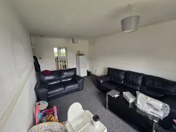 Property for Auction in Scotland - 100 Balmore Drive, Hamilton, Lanarkshire ML3 8BU