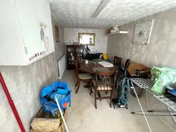 Property for Auction in Scotland - 11 Abensburg Road, Canvey Island, Essex SS8 8ER