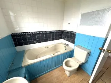 Property for Auction in Scotland - 42 Keith Court, Keith Drive, Glenrothes, Fife KY6 2HX