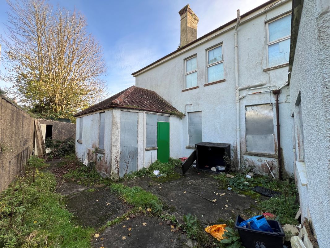 14 Church Hill, Helston, Cornwall, TR13 8NW - Online Auctions