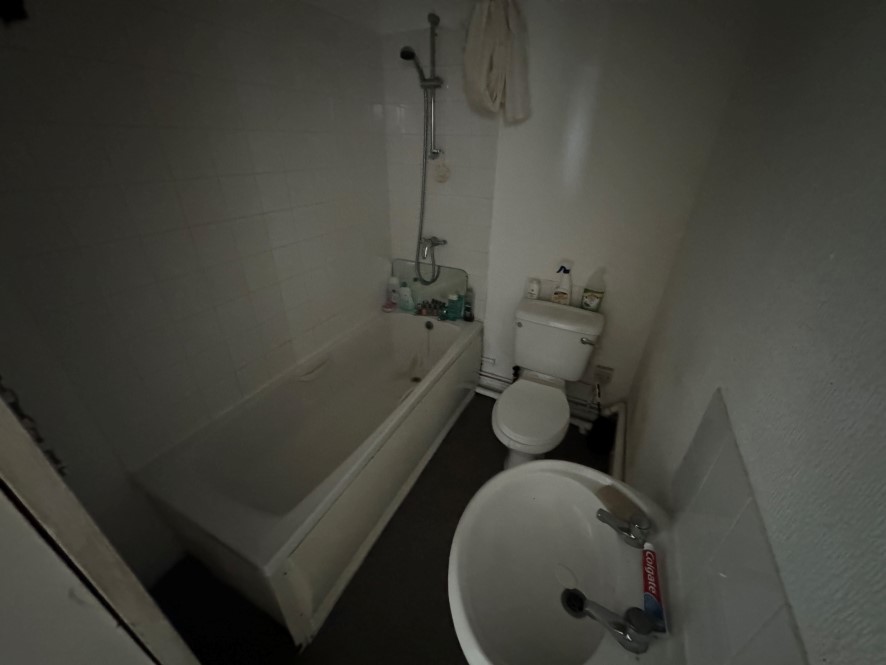 Property for Auction in South West - Flat D2, Eleanor House, George Place, Plymouth, Devon PL1 3NZ