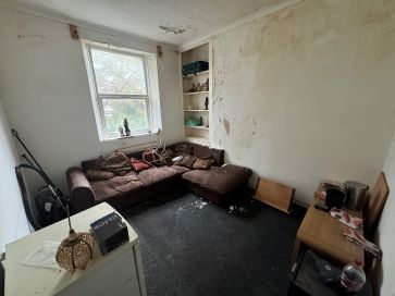 Property for Auction in South West - Flat D2, Eleanor House, George Place, Plymouth, Devon PL1 3NZ