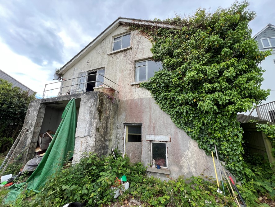 Property for Auction in South West - Fairwinds, Meadowbank Road, Falmouth, Cornwall TR11 2ND