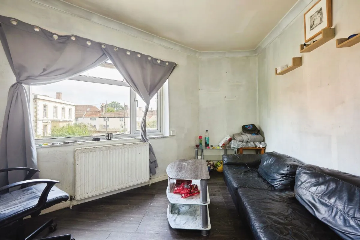 Warminster, Wiltshire, BA12 9BW - Online Auctions