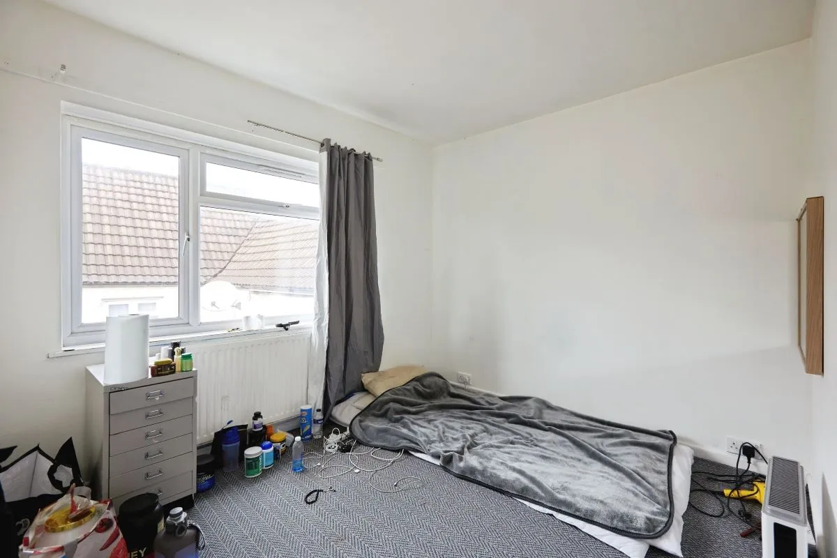 Warminster, Wiltshire, BA12 9BW - Online Auctions