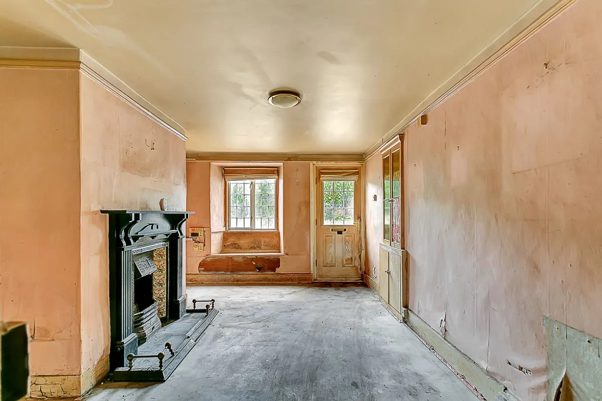 Buckland St. Mary, Chard, Somerset, TA20 3SL - Online Auctions