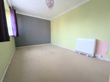Property for Auction in South West - 57 Thurlocks, Tintinhull, Yeovil, Somerset BA22 8QE