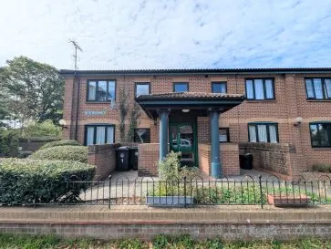 Property for Auction in South West - Flat 2, St. Catherines Court 61-63, Broad Walk, Bristol, Bristol BS4 2RD