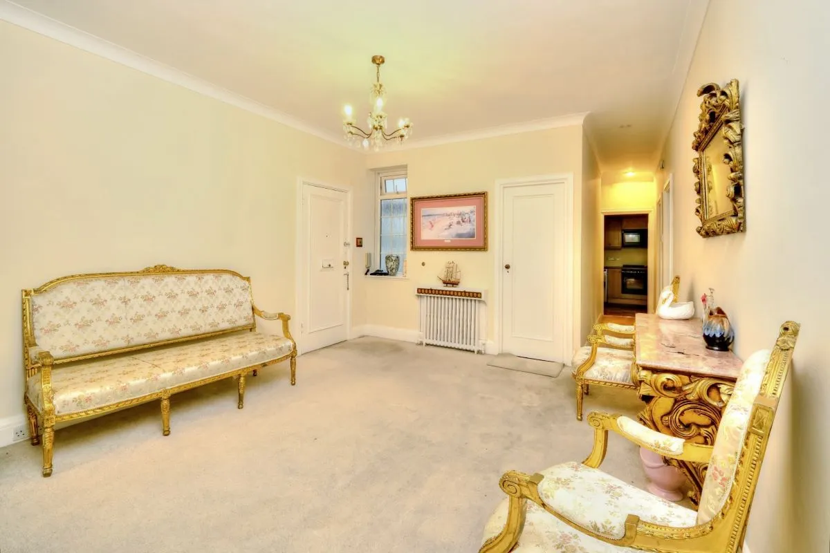 Bath Hill Court, Bournemouth, Dorset, BH1 2HS - Online Auctions