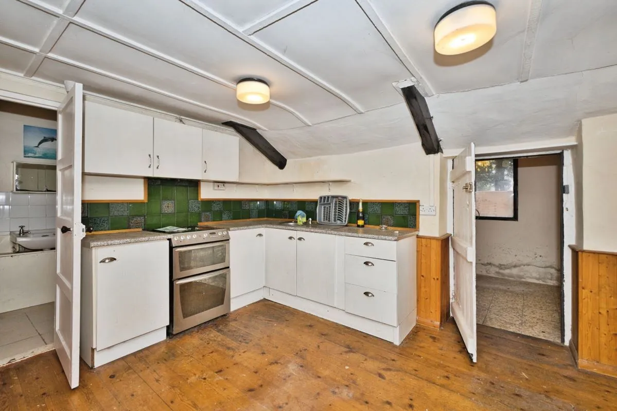 Walpole, Bridgwater, Somerset, TA6 4TF - Online Auctions