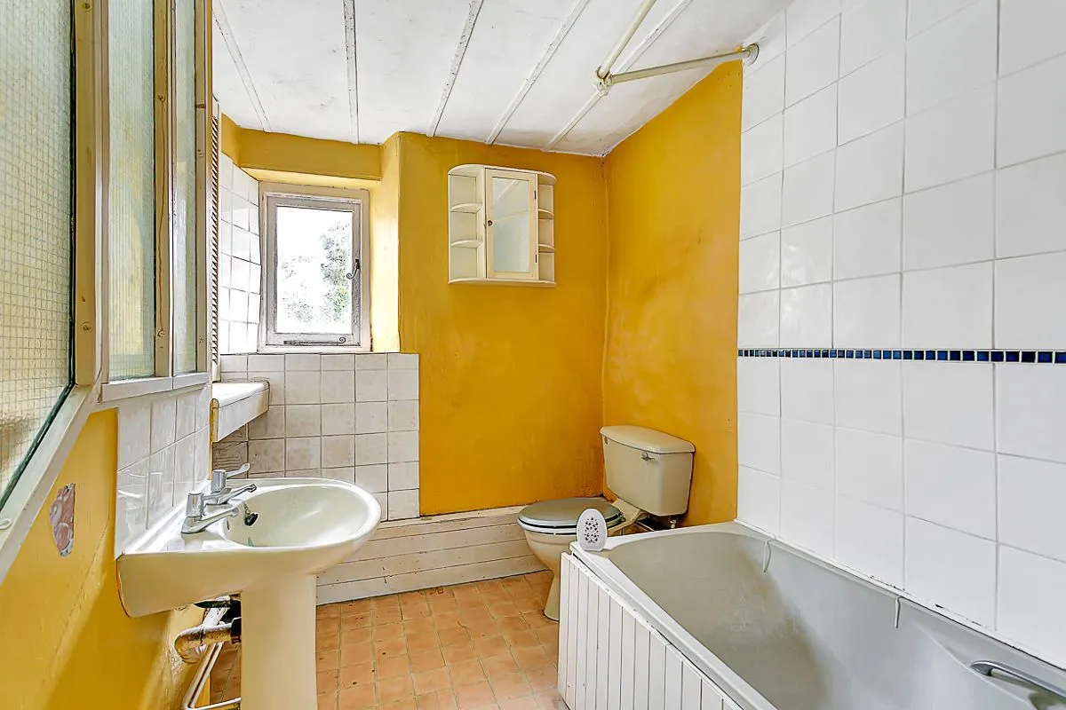 Buckland St. Mary, Chard, Somerset, TA20 3SL - Online Auctions